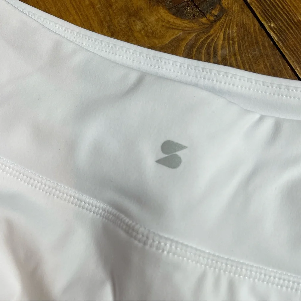 Stelle size small white tennis skirt